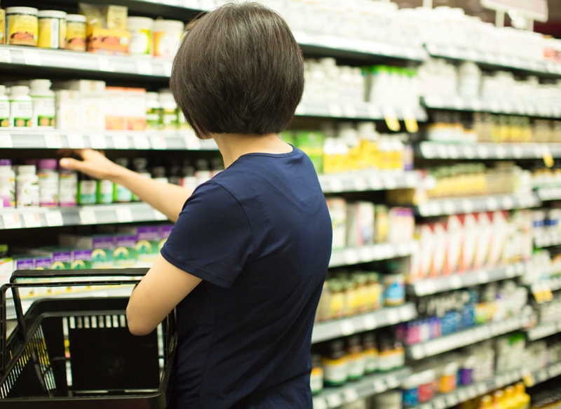 Is there any pork gelatin in prenatal vitamins? How is it indicated?