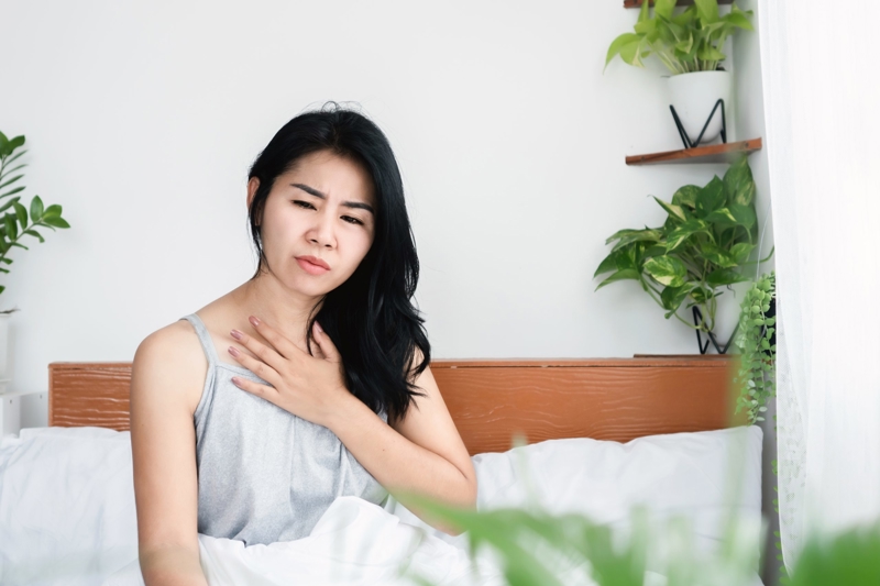 Can there be side effects associated with prenatal multivitamins?