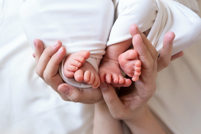 Enceinte de jumeaux ou jumelles : agir pour une grossesse en santé