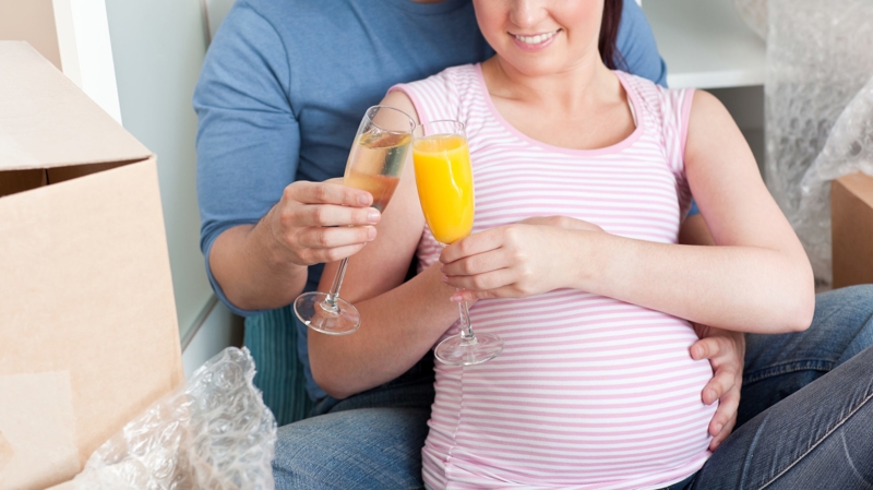 Comment accompagner une femme qui consomme de l’alcool pendant la grossesse ?