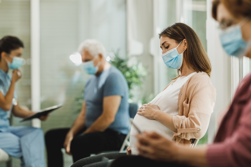 Covid-19 : Plus d'un an plus tard, comment la pandémie a-t-elle affecté les femmes enceintes ?