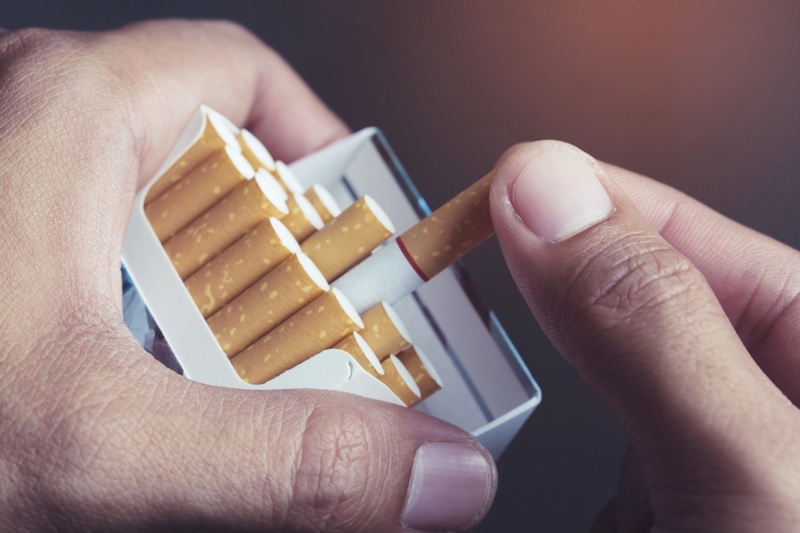 Comment accompagner une femme enceinte qui consomme la cigarette ?