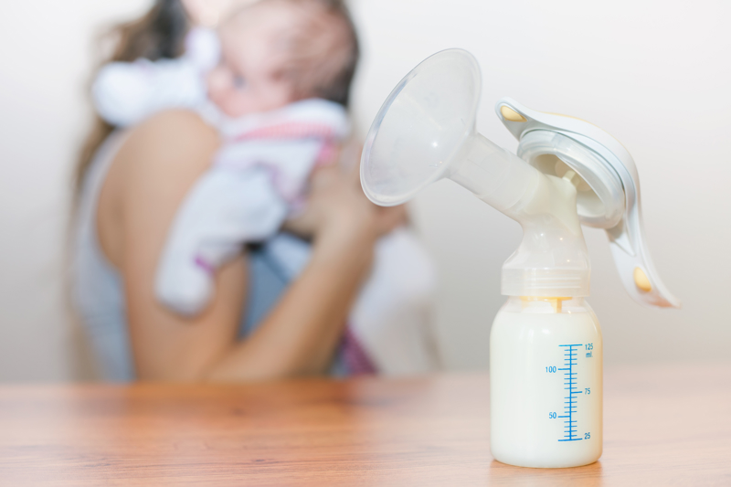 Le partage de lait maternel est-il recommandé ?